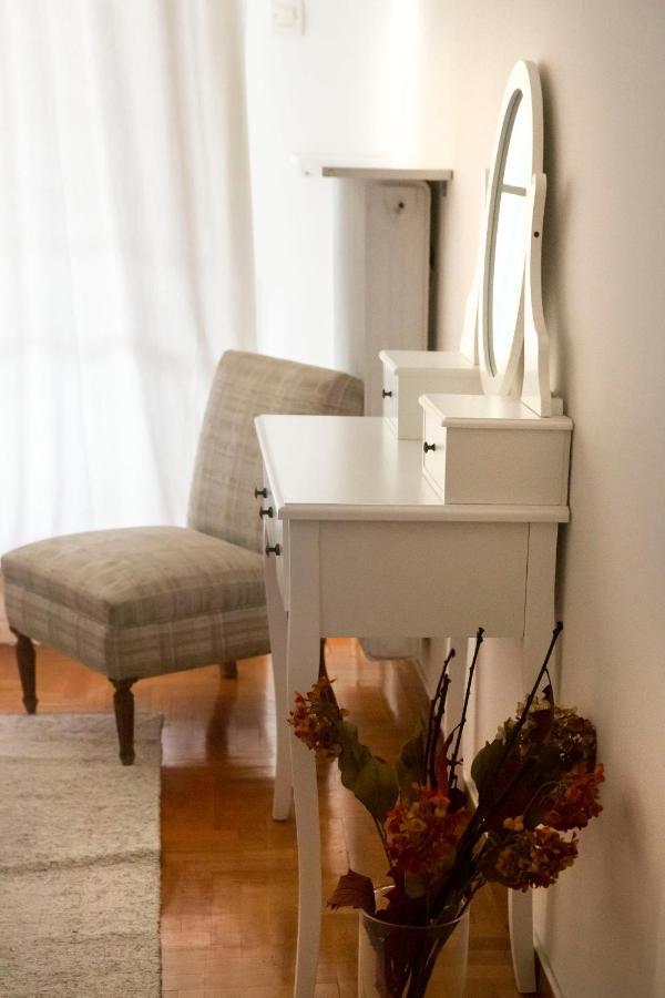 The Athenian Angel Apartment Bagian luar foto