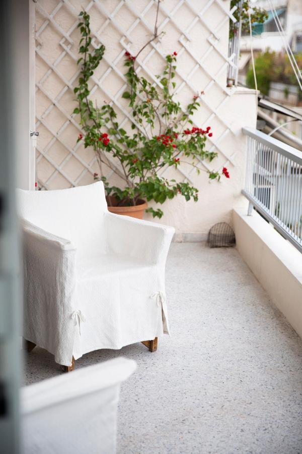 The Athenian Angel Apartment Bagian luar foto