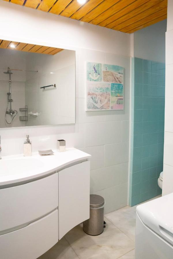 The Athenian Angel Apartment Bagian luar foto